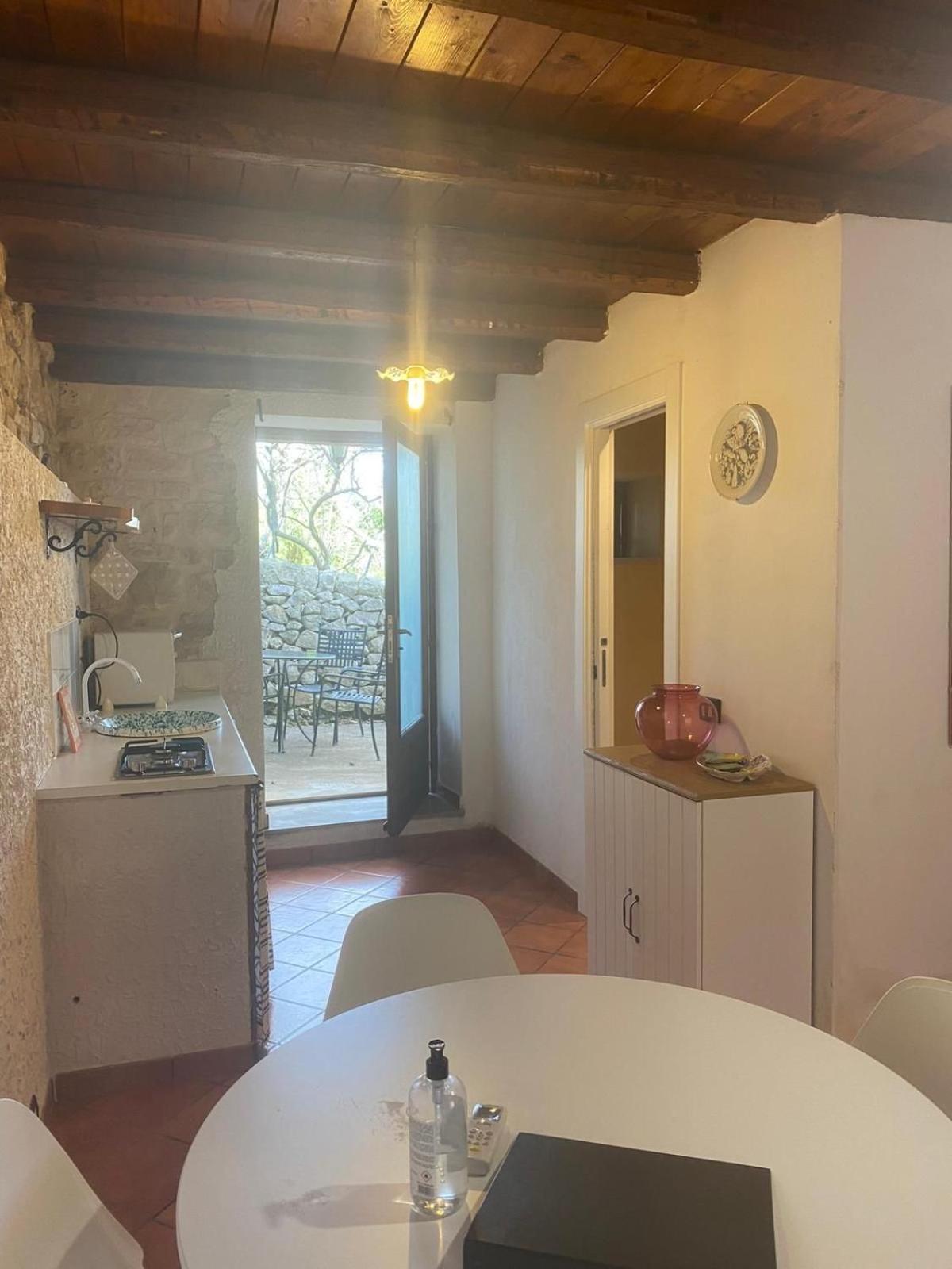 Etico La Casa Di Toti Couette-café